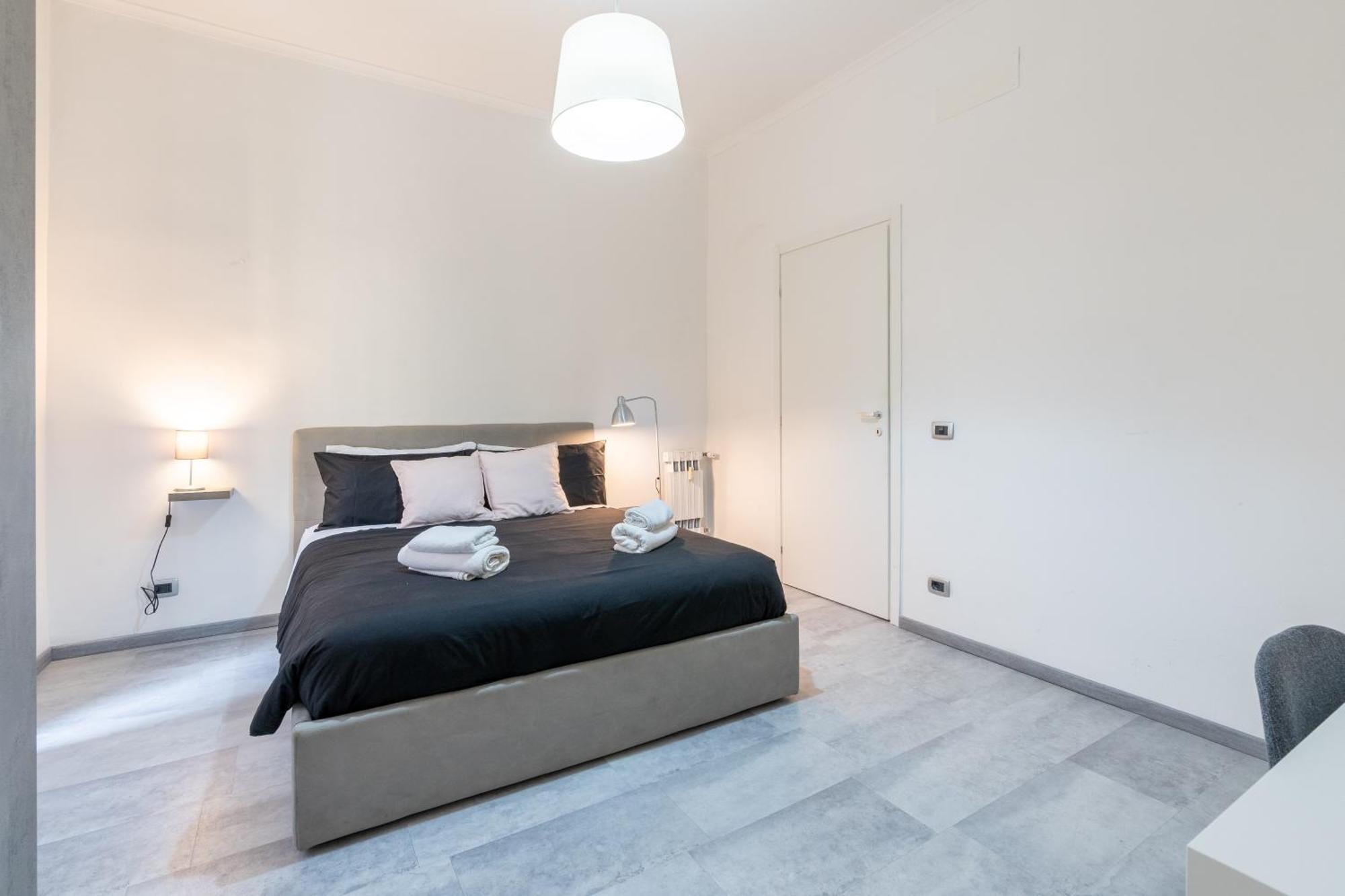 Amazing Apartment Near To Colosseo And Subway Roma Dış mekan fotoğraf